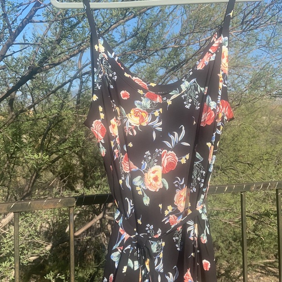 New Torrid Black Floral Summer Dress w/ POCKETS❣️ - Picture 7 of 16